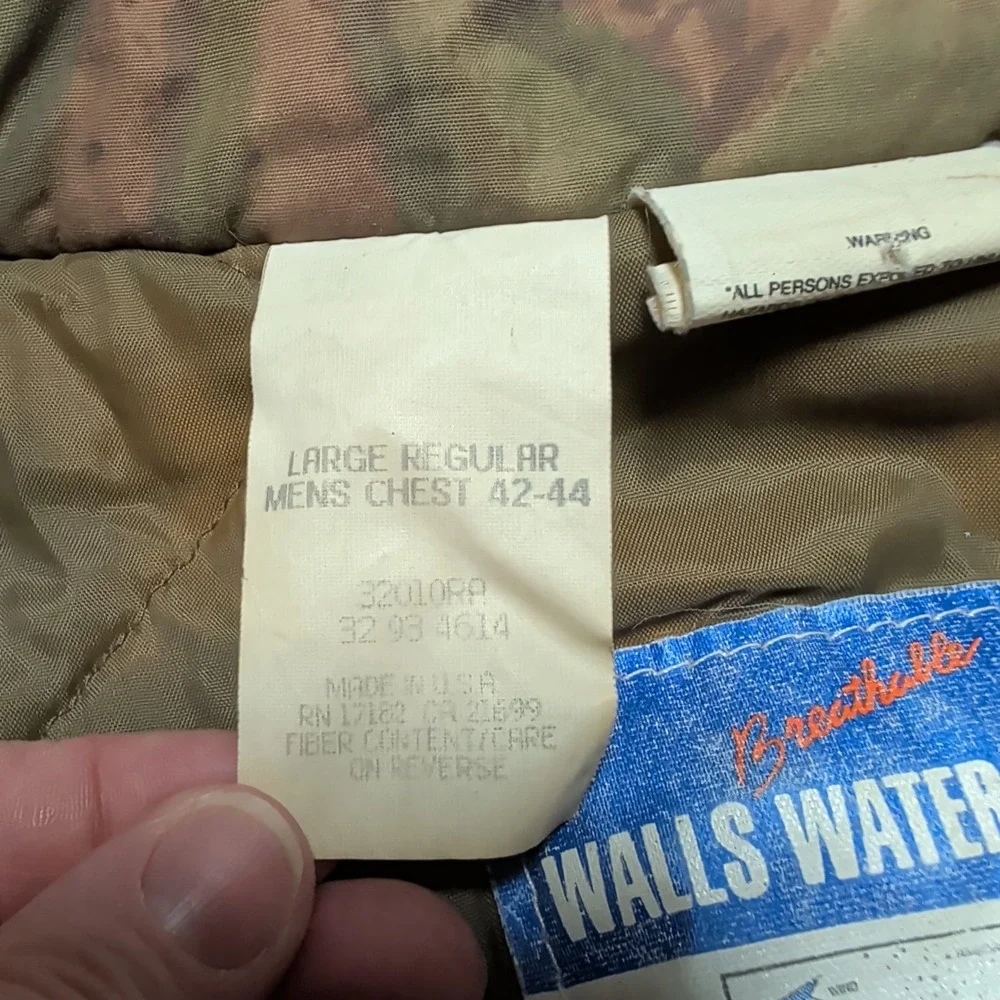 Vintage Walls Water-Pruf Realtree Camo Hunting Jacket Thinsulate Mens Large USA - Picture 4 of 10